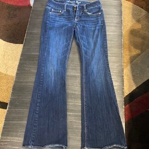 American eagle bootcut jeans size 2